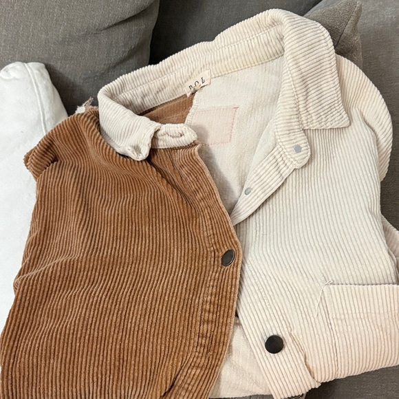 Colorblock Button-Up Shirt - Picture 3 of 3